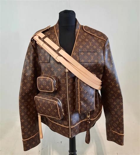 louis vuitton jas heren|Louis Vuitton bomber jacket.